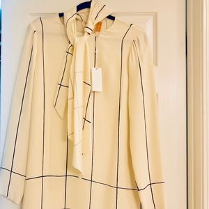 Tory Burch Spring 2017 NWT. Never worn. Size 10.